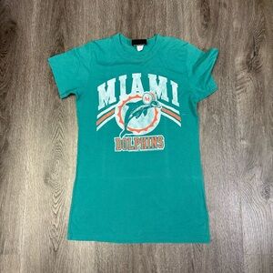 Miami Dolphins Junk Food T Shirt Girls Teens Size XL* (14-16)100% cotton Helmet